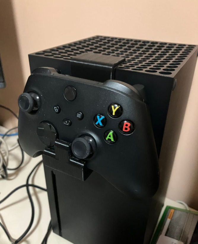 Gaming Controller Wall Mount